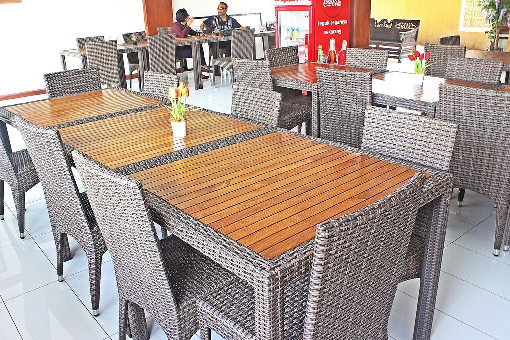 Hostel Mirah Legian Eksteriør billede