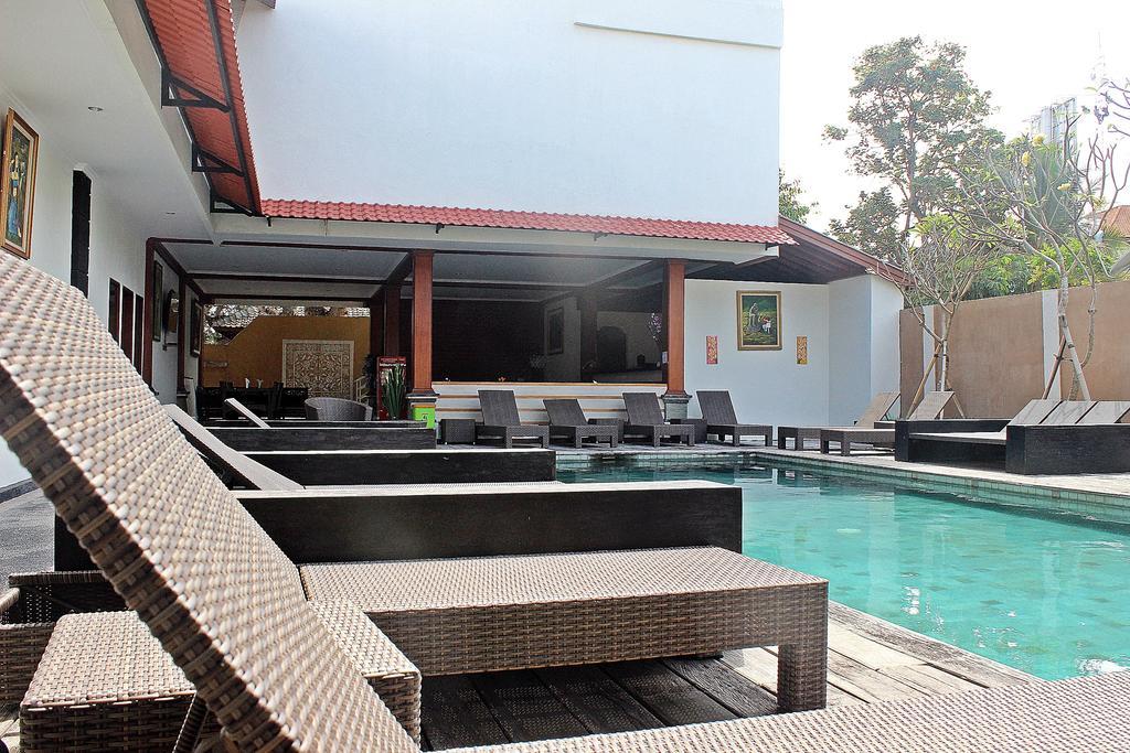 Hostel Mirah Legian Eksteriør billede