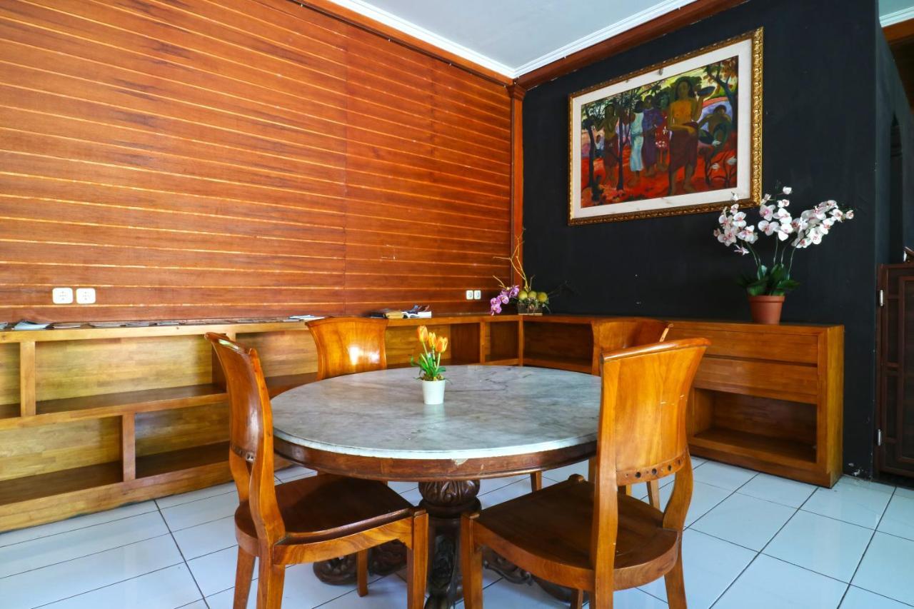 Hostel Mirah Legian Eksteriør billede