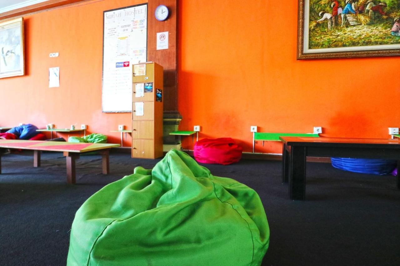 Hostel Mirah Legian Eksteriør billede
